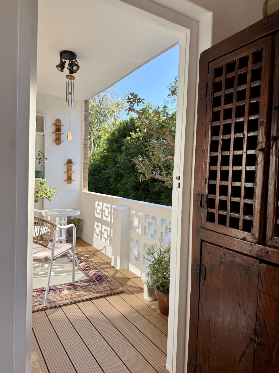 To Let 2 Bedroom Property for Rent in Oranjezicht Western Cape